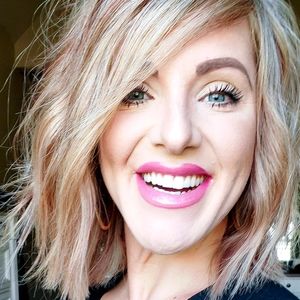 Meet your Posher, Lindsey